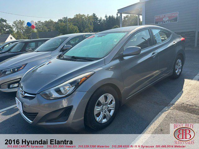 2016 Hyundai Elantra SE