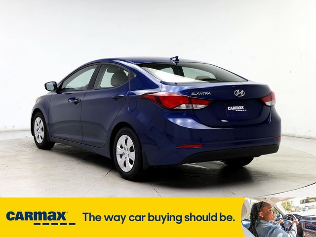 2016 Hyundai Elantra SE