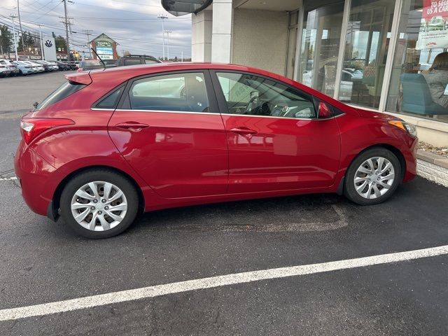 2016 Hyundai Elantra GT Base