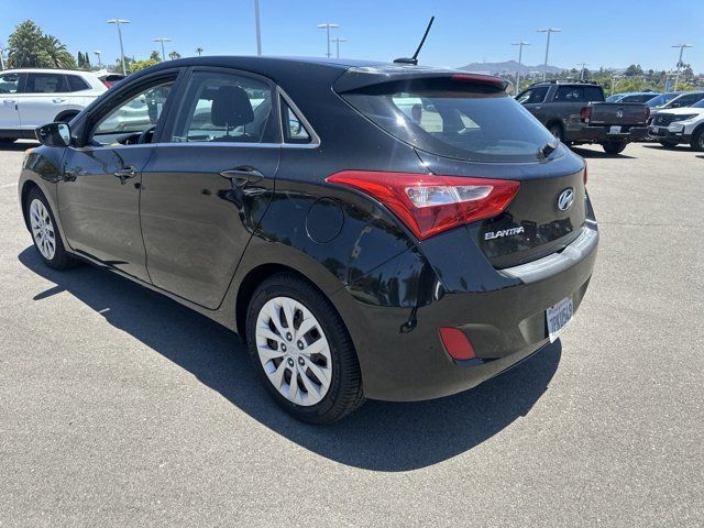 2016 Hyundai Elantra GT Base