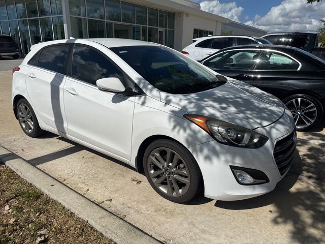 2016 Hyundai Elantra GT Base