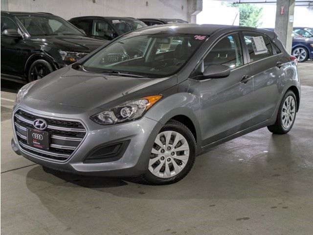 2016 Hyundai Elantra GT Base