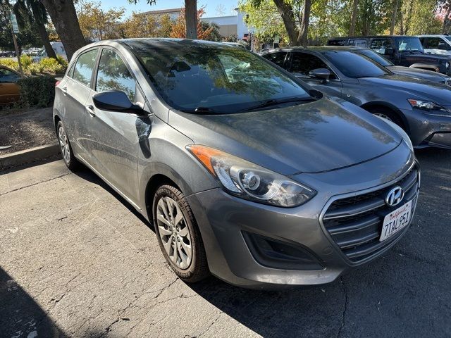 2016 Hyundai Elantra GT Base