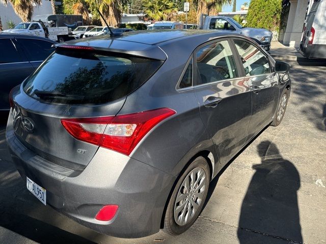 2016 Hyundai Elantra GT Base