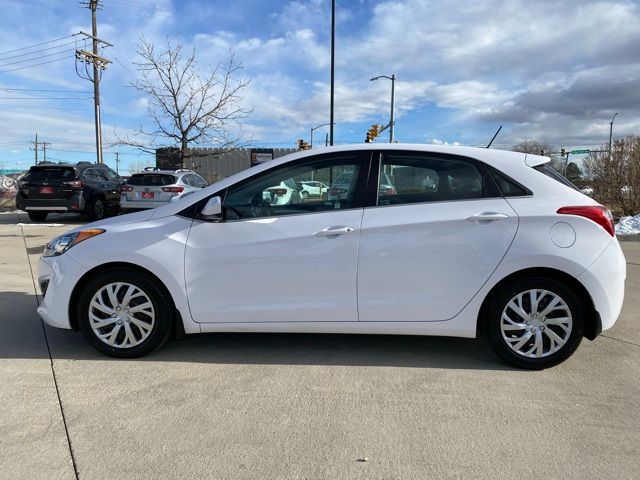 2016 Hyundai Elantra GT Base