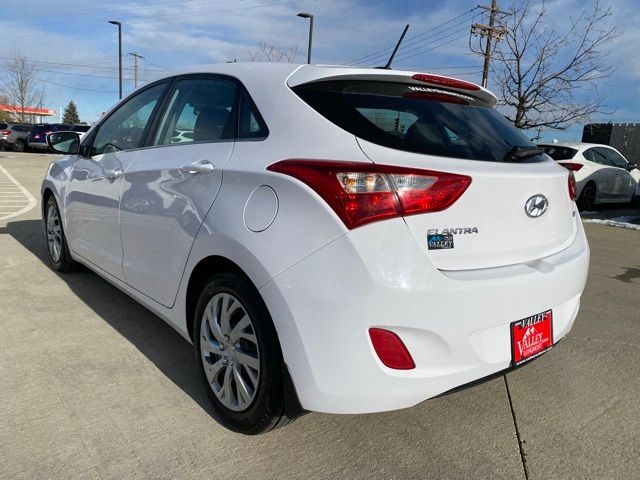 2016 Hyundai Elantra GT Base