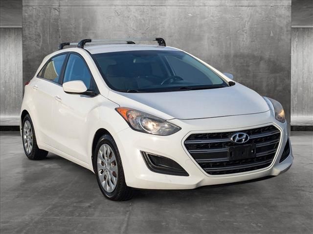 2016 Hyundai Elantra GT Base