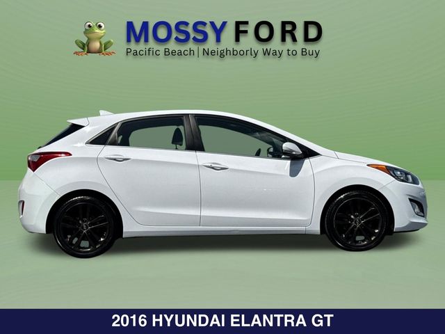 2016 Hyundai Elantra GT Base