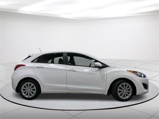 2016 Hyundai Elantra GT Base