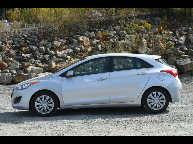 2016 Hyundai Elantra GT Base