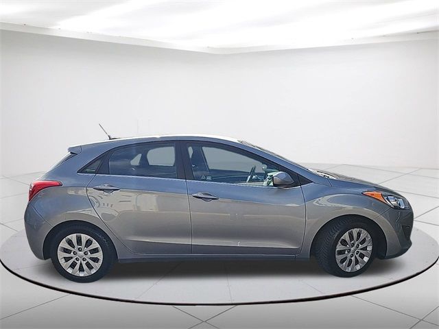 2016 Hyundai Elantra GT Base