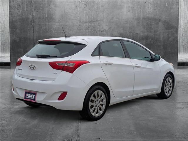 2016 Hyundai Elantra GT Base