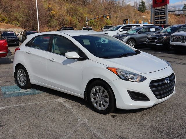 2016 Hyundai Elantra GT Base