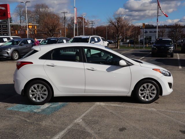 2016 Hyundai Elantra GT Base