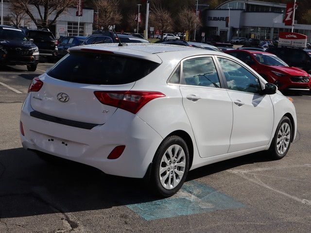 2016 Hyundai Elantra GT Base