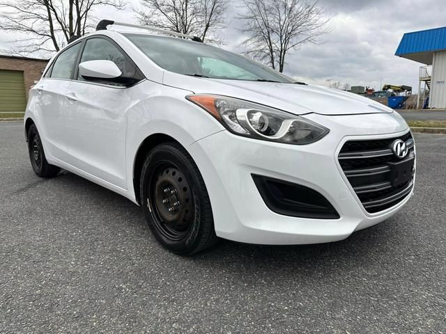 2016 Hyundai Elantra GT Base