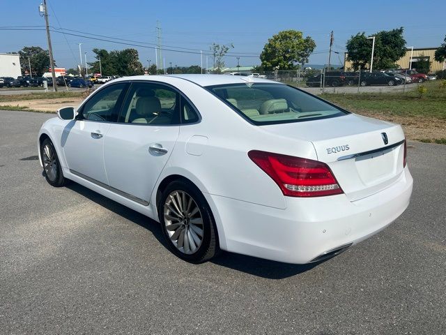 2016 Hyundai Equus Signature