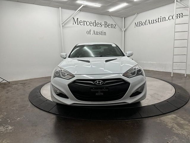 2016 Hyundai Genesis 3.8 Base