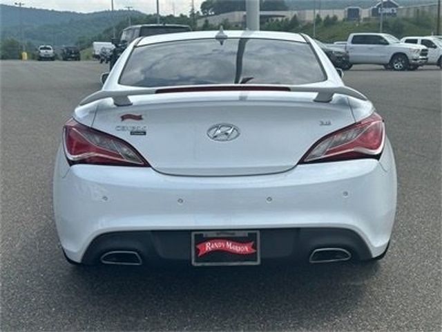 2016 Hyundai Genesis 3.8 Ultimate