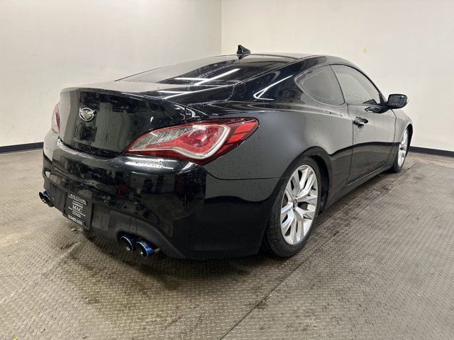 2016 Hyundai Genesis 3.8 Base