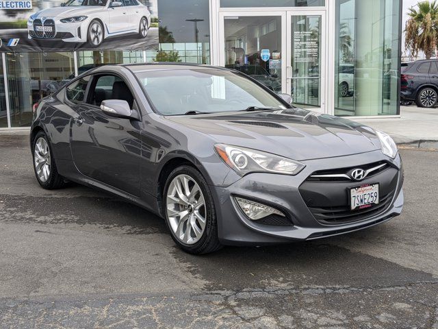 2016 Hyundai Genesis 3.8 Base