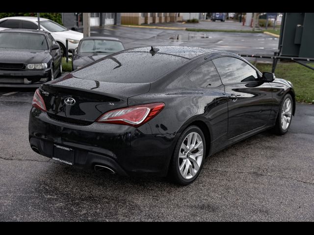 2016 Hyundai Genesis 3.8 Base