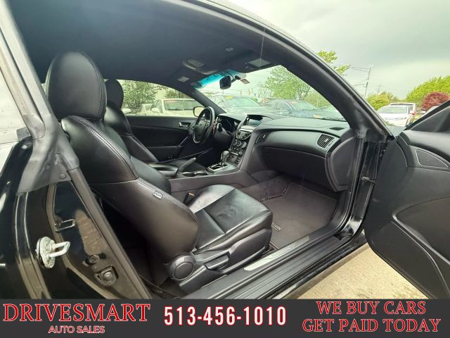 2016 Hyundai Genesis 3.8 Base