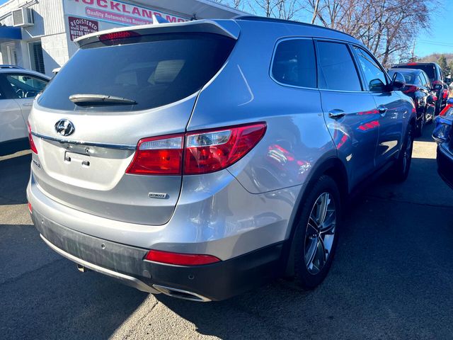 2016 Hyundai Santa Fe SE