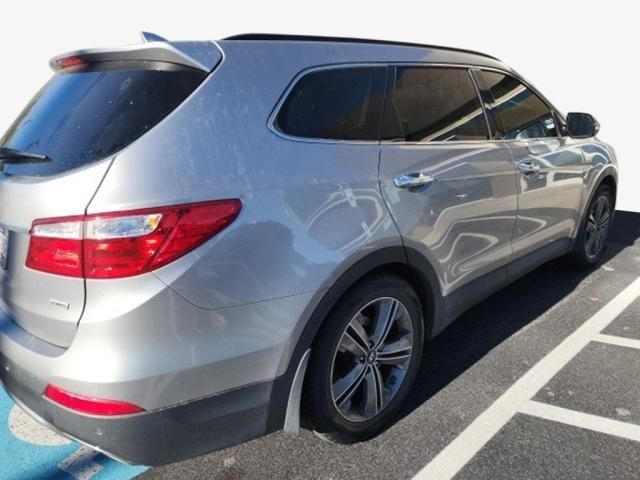 2016 Hyundai Santa Fe SE