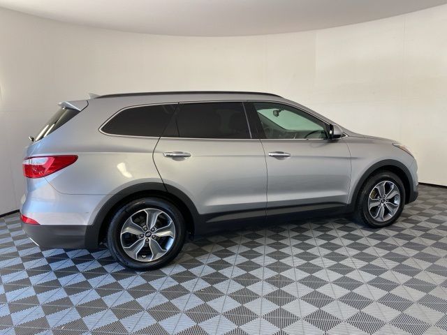 2016 Hyundai Santa Fe SE