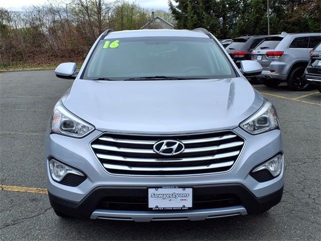 2016 Hyundai Santa Fe SE