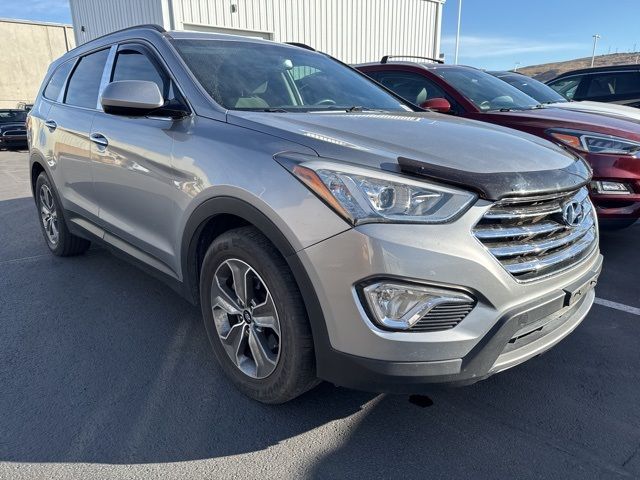 2016 Hyundai Santa Fe SE