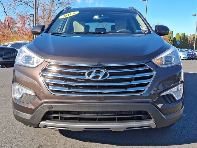 2016 Hyundai Santa Fe SE