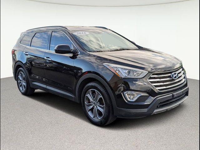 2016 Hyundai Santa Fe SE