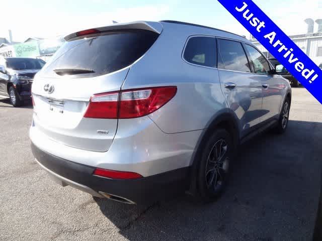 2016 Hyundai Santa Fe SE