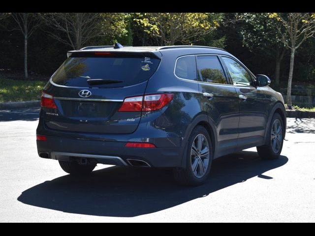 2016 Hyundai Santa Fe SE