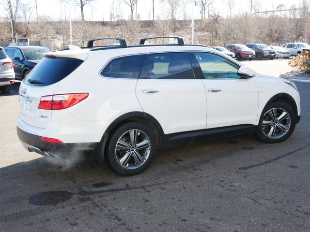 2016 Hyundai Santa Fe SE