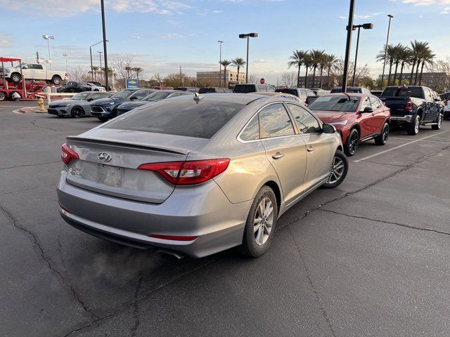 2016 Hyundai Sonata 2.4L SE