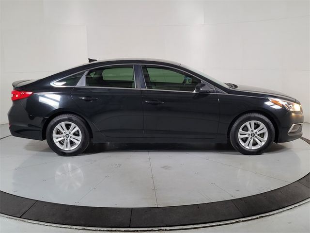 2016 Hyundai Sonata 2.4L SE