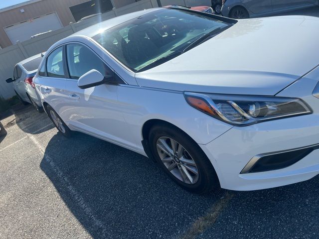 2016 Hyundai Sonata 2.4L SE