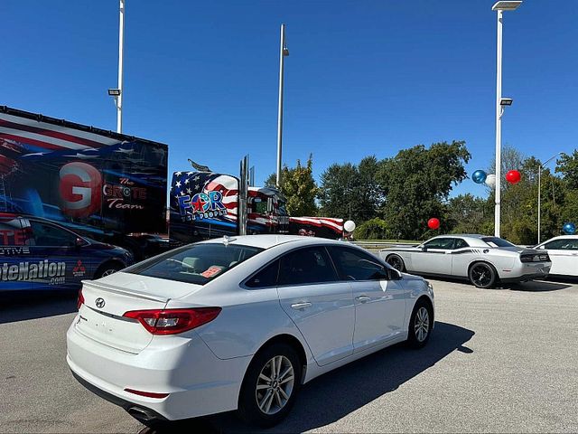 2016 Hyundai Sonata 2.4L SE