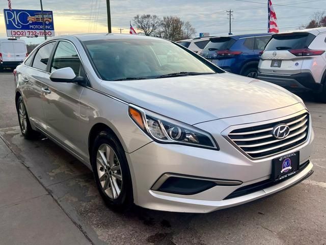 2016 Hyundai Sonata 2.4L SE