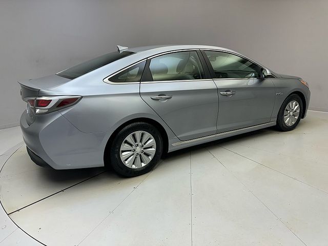 2016 Hyundai Sonata Hybrid SE