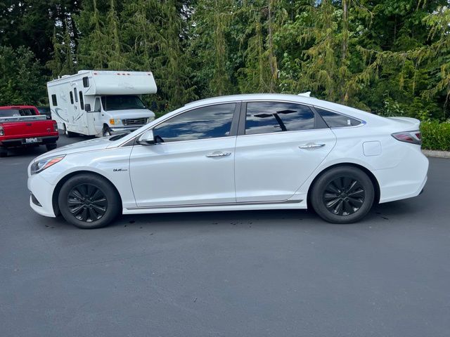 2016 Hyundai Sonata Hybrid SE