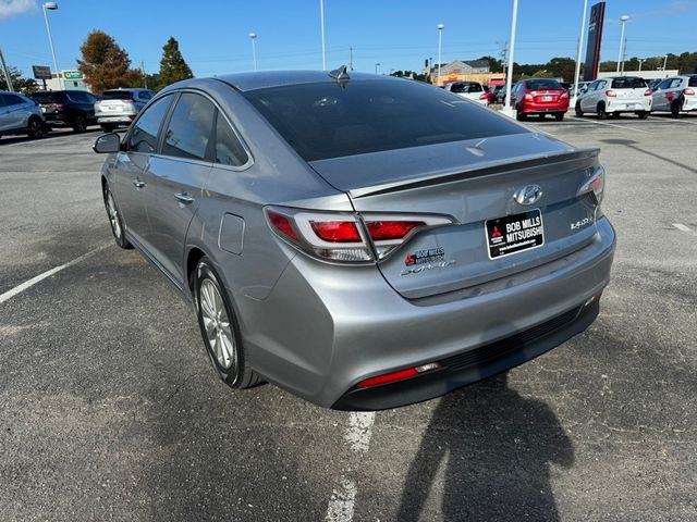 2016 Hyundai Sonata Hybrid SE