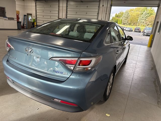 2016 Hyundai Sonata Hybrid SE