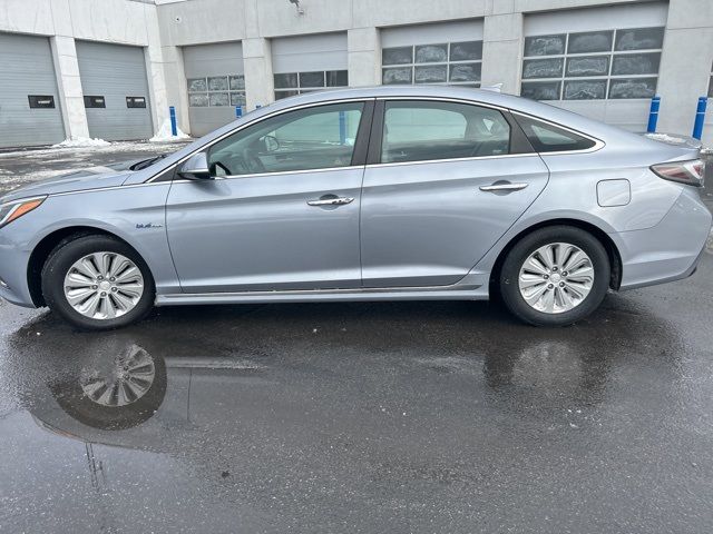 2016 Hyundai Sonata Hybrid SE