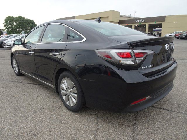 2016 Hyundai Sonata Hybrid SE