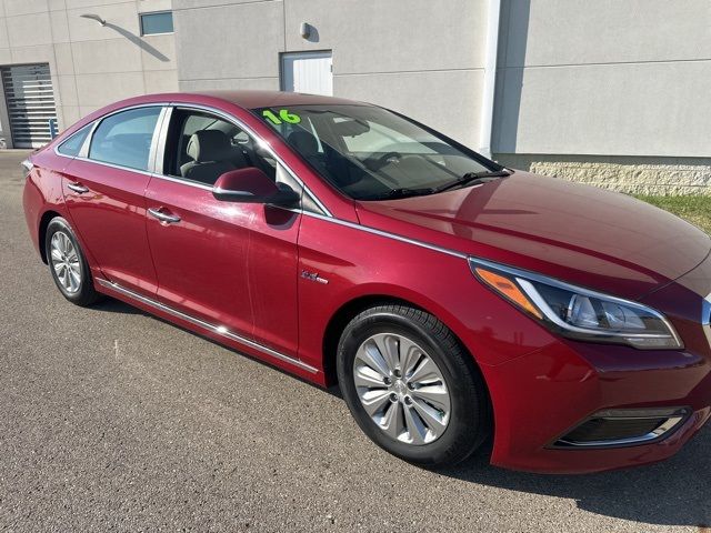 2016 Hyundai Sonata Hybrid SE