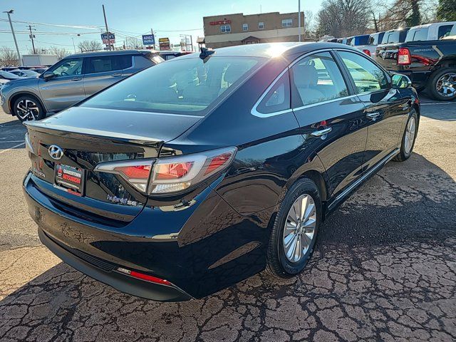 2016 Hyundai Sonata Hybrid SE